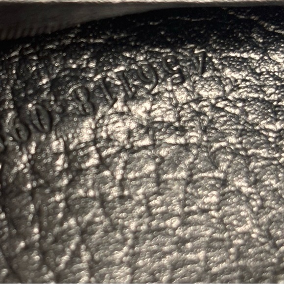 Gorgeous Gucci 6 Key Holder Sold - Picture 11 of 16